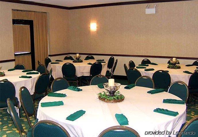 Courtyard By Marriott Medical Center Hotel